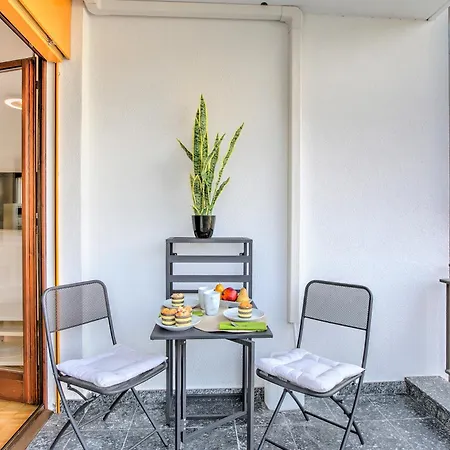 Casa Collina With Terrace & View - Happy Rentals *
