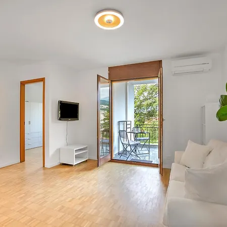 Casa Collina With Terrace & View - Happy