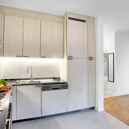 Апартаменти Casa Collina With Terrace & View - Happy