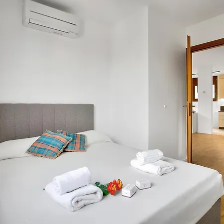 Casa Collina With Terrace & View - Happy *