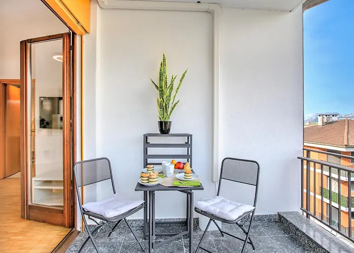 Casa Collina - Happy *